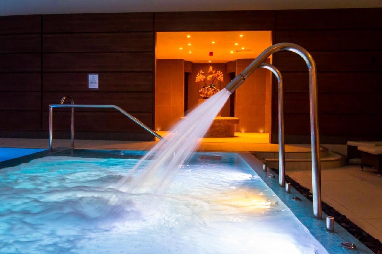 The Mere Golf Resort & Spa Экстерьер фото