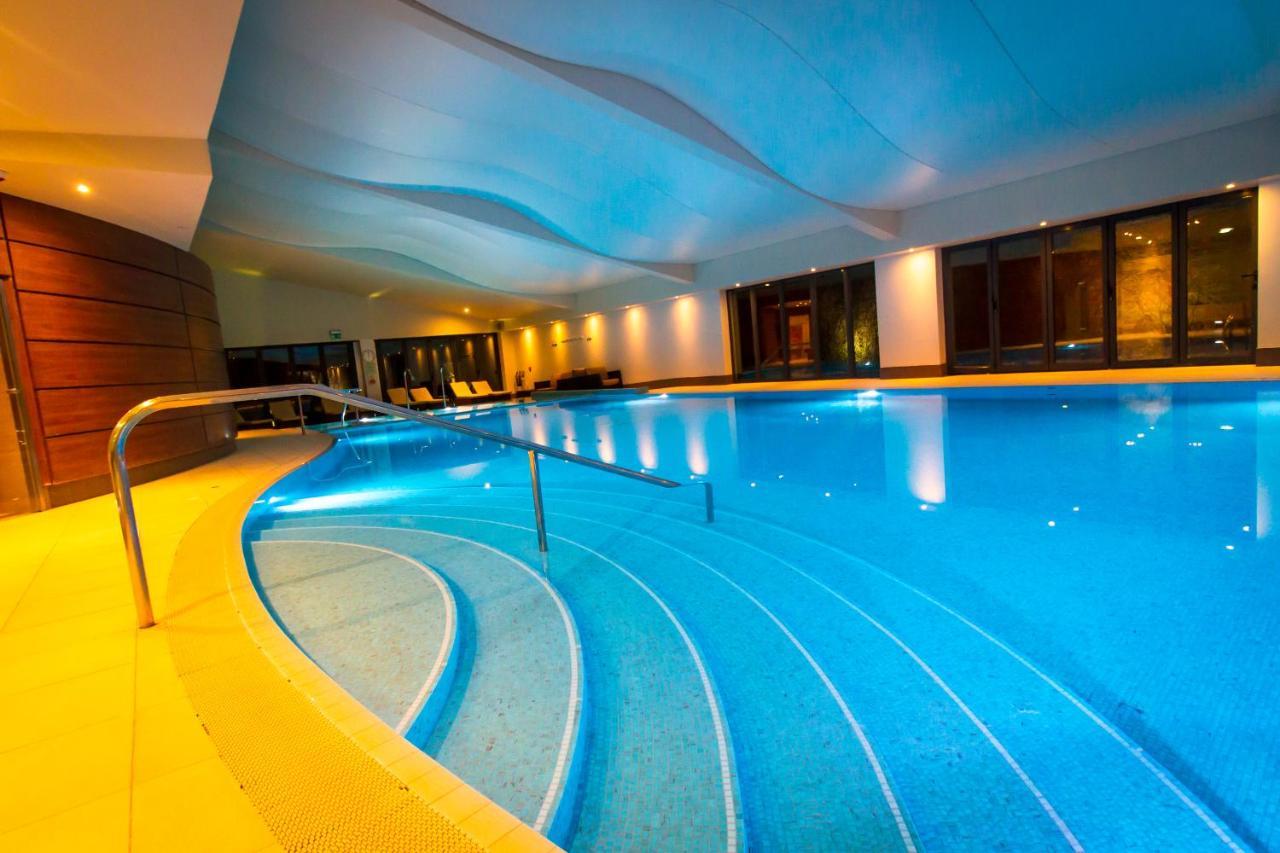 The Mere Golf Resort & Spa Экстерьер фото