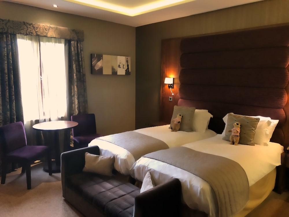 The Mere Golf Resort & Spa Экстерьер фото