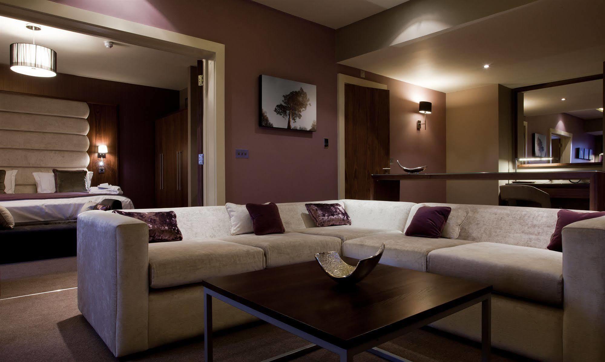 The Mere Golf Resort & Spa Экстерьер фото